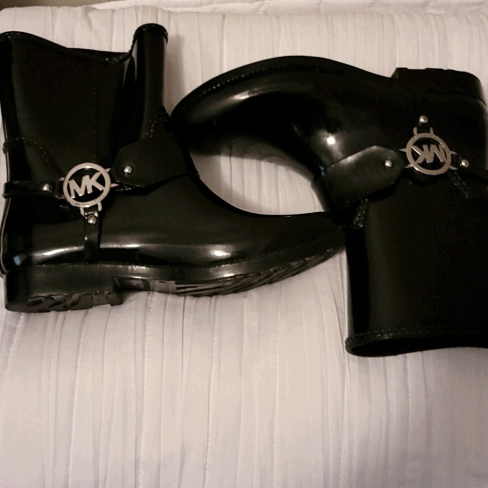 Michael Kors Rainboots